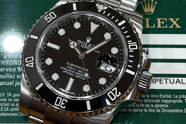 2011年製『Ref.116610LN』